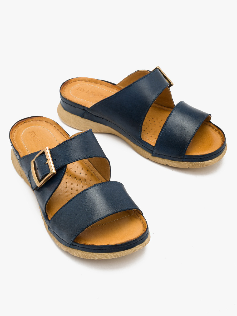 Granatowe klapki ze zot klamr