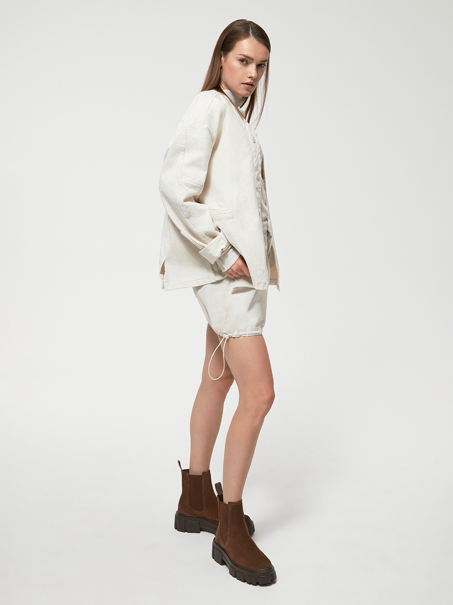 Brzowe sztyblety na grubej podeszwie