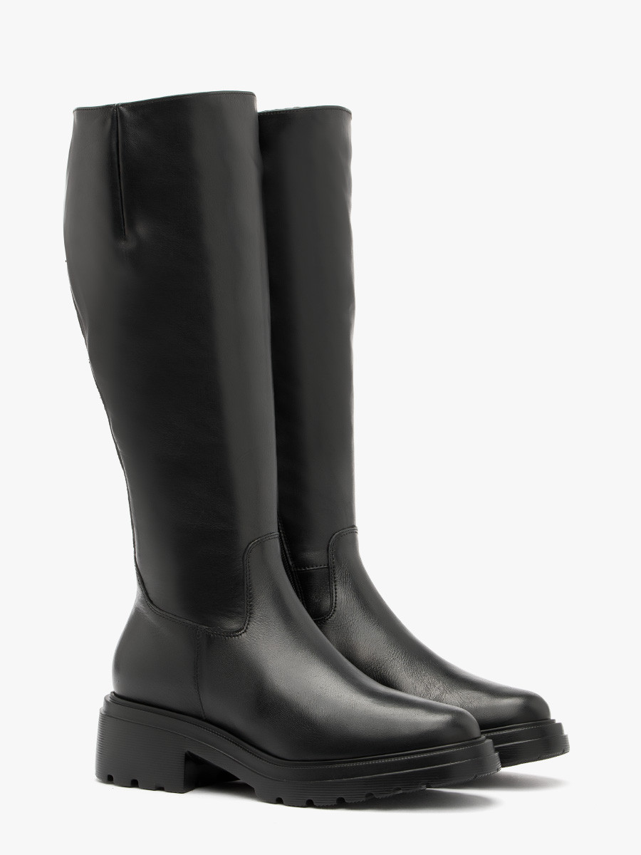 Czarne kozaki damskie na lekkiej podeszwie