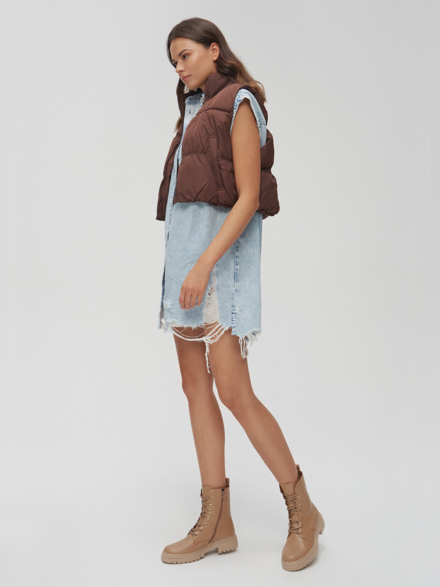 Beowe trzewiki na lekkiej podeszwie