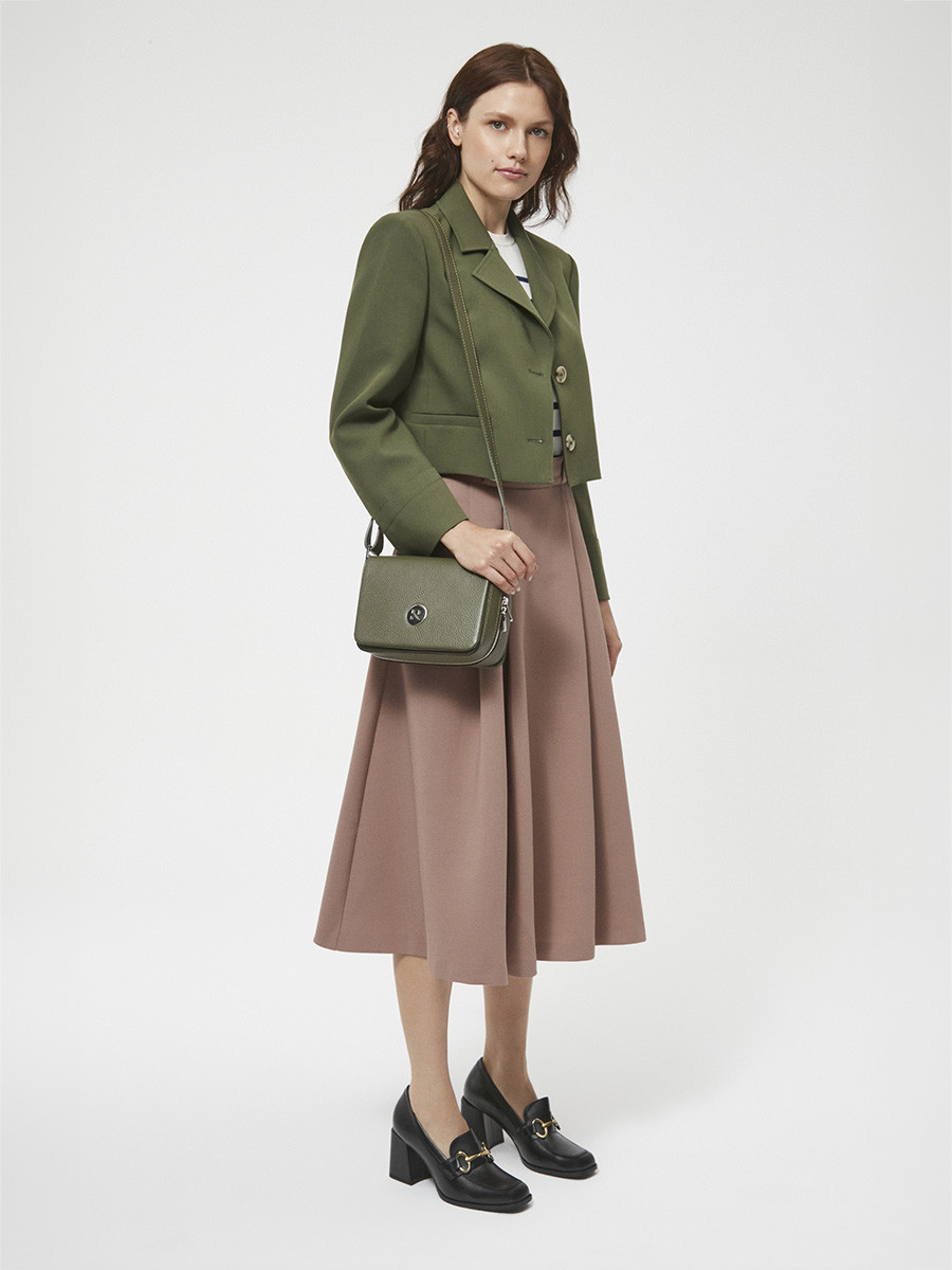 Czarne mokasyny na obcasie