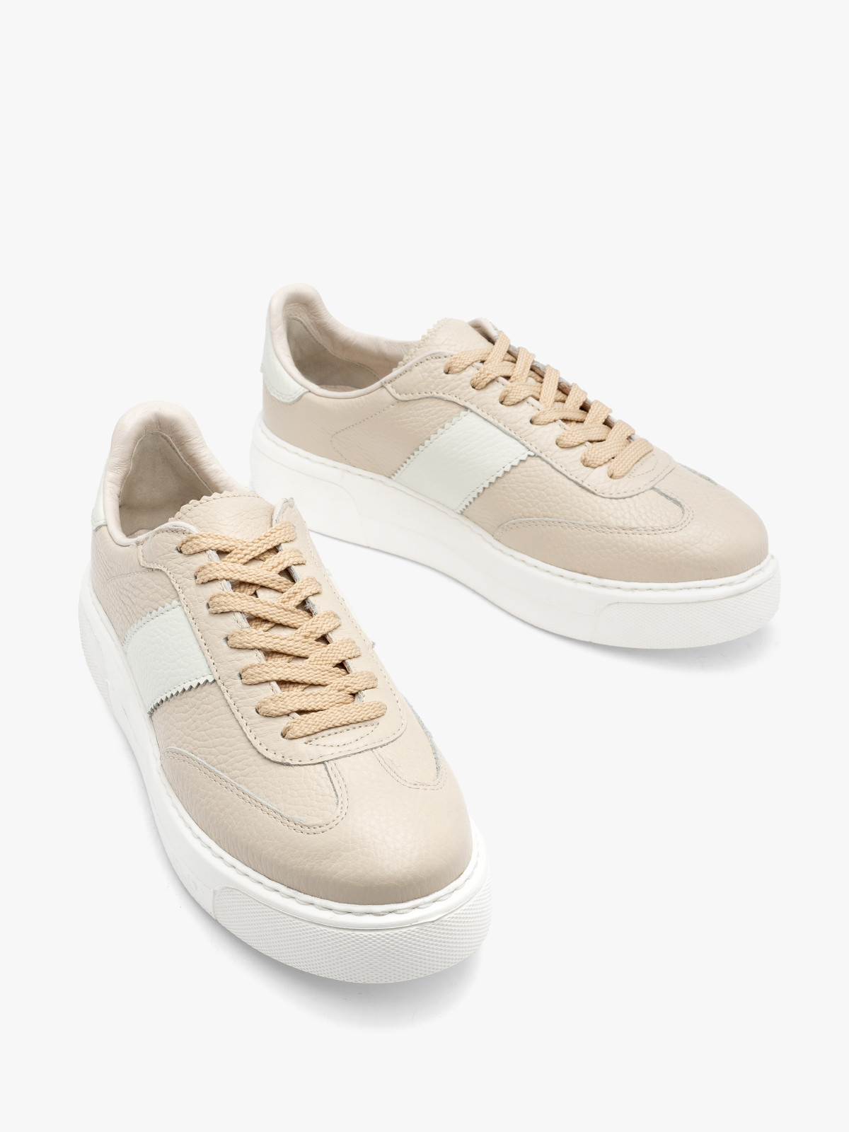 Sportowe póbuty damskie w beowym kolorze z biaymi wstawkami