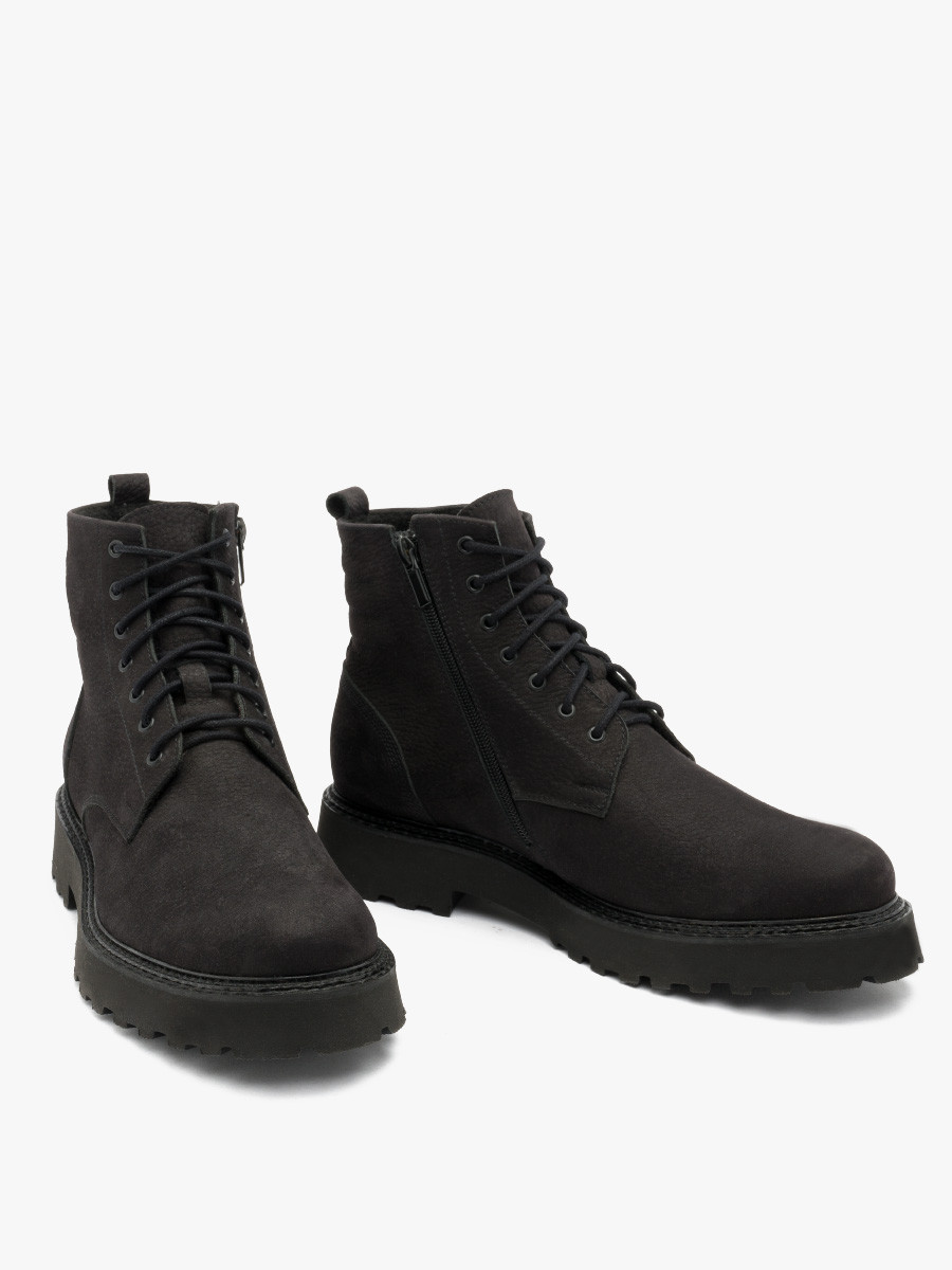 Czarne ocieplane trzewiki z nubuku