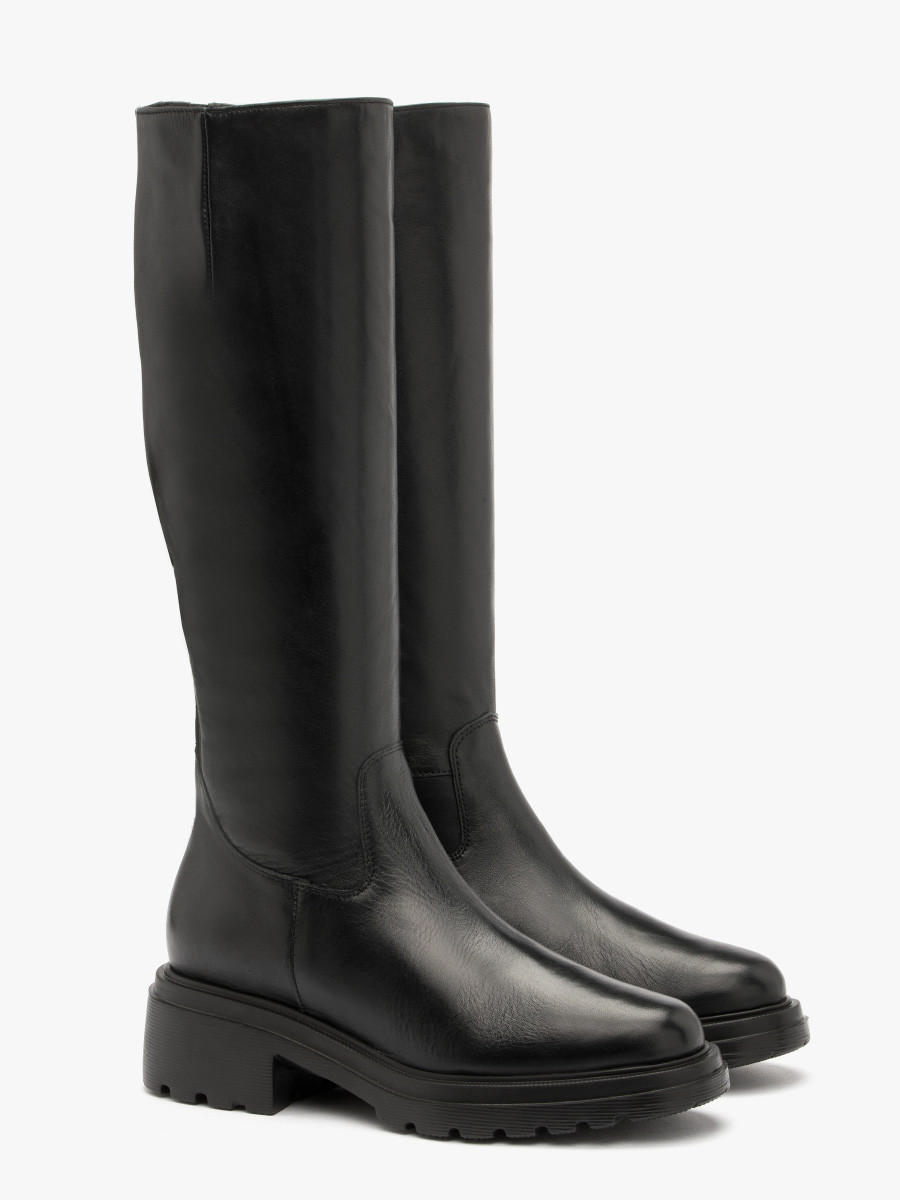 Czarne kozaki damskie na lekkiej podeszwie