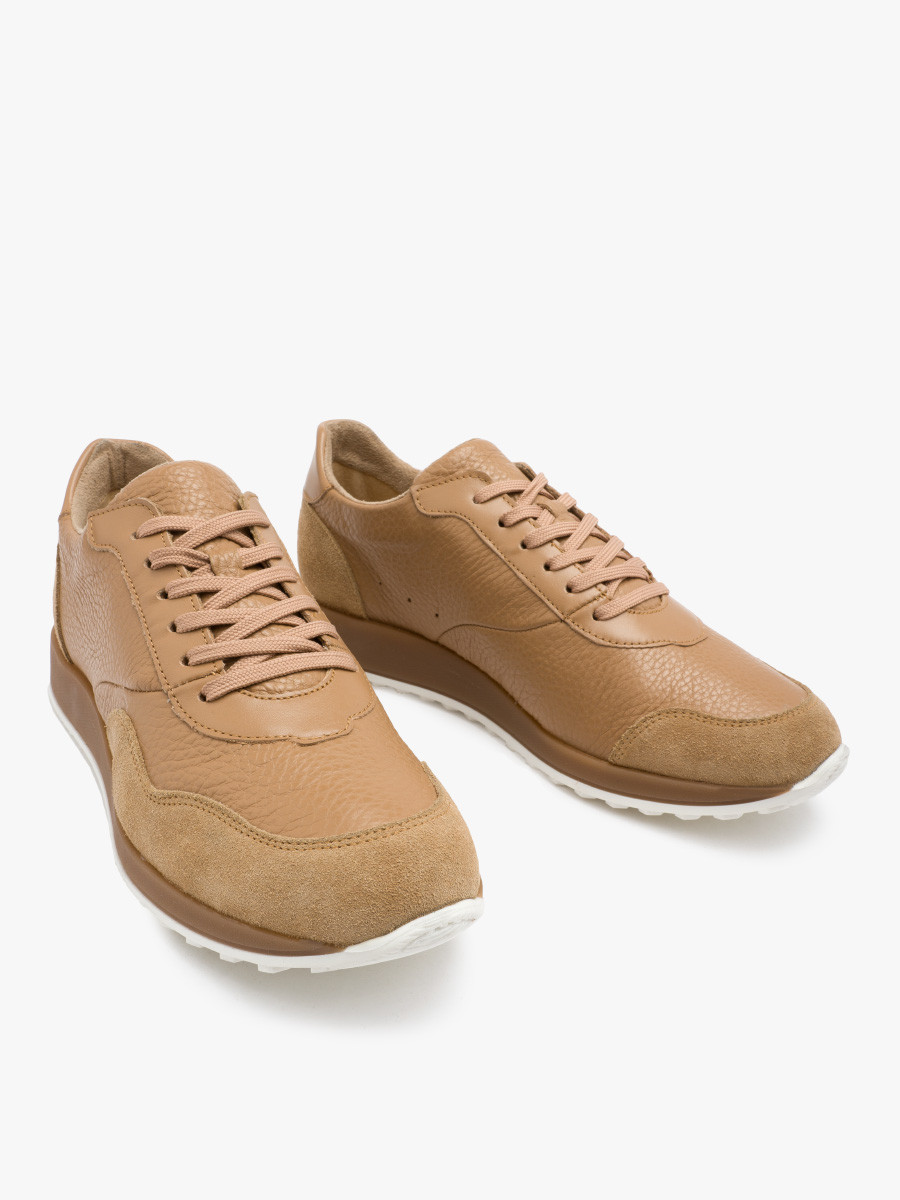 Jasnobrzowe póbuty damskie