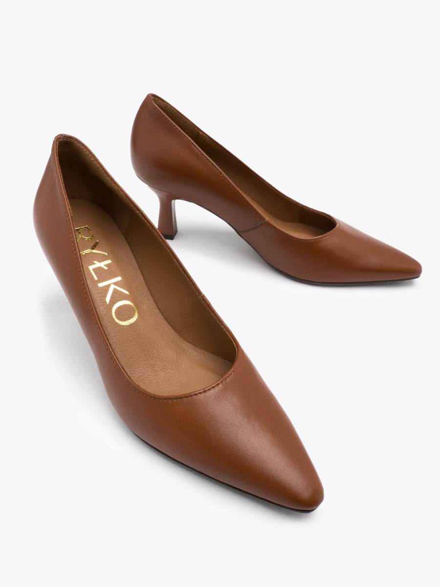 Brzowe czóenka na szpilce typu kaczuszka