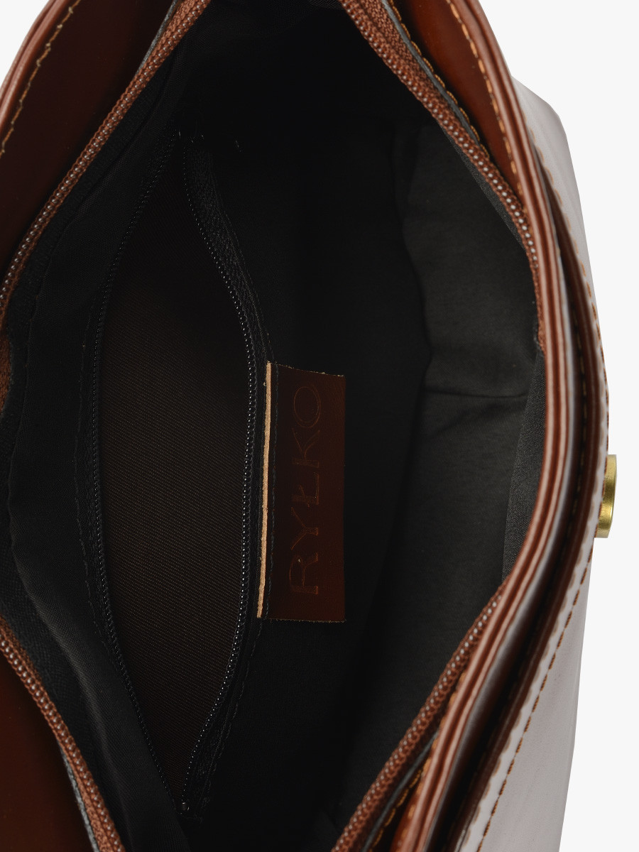 Brzowa torebka ze zot klamr