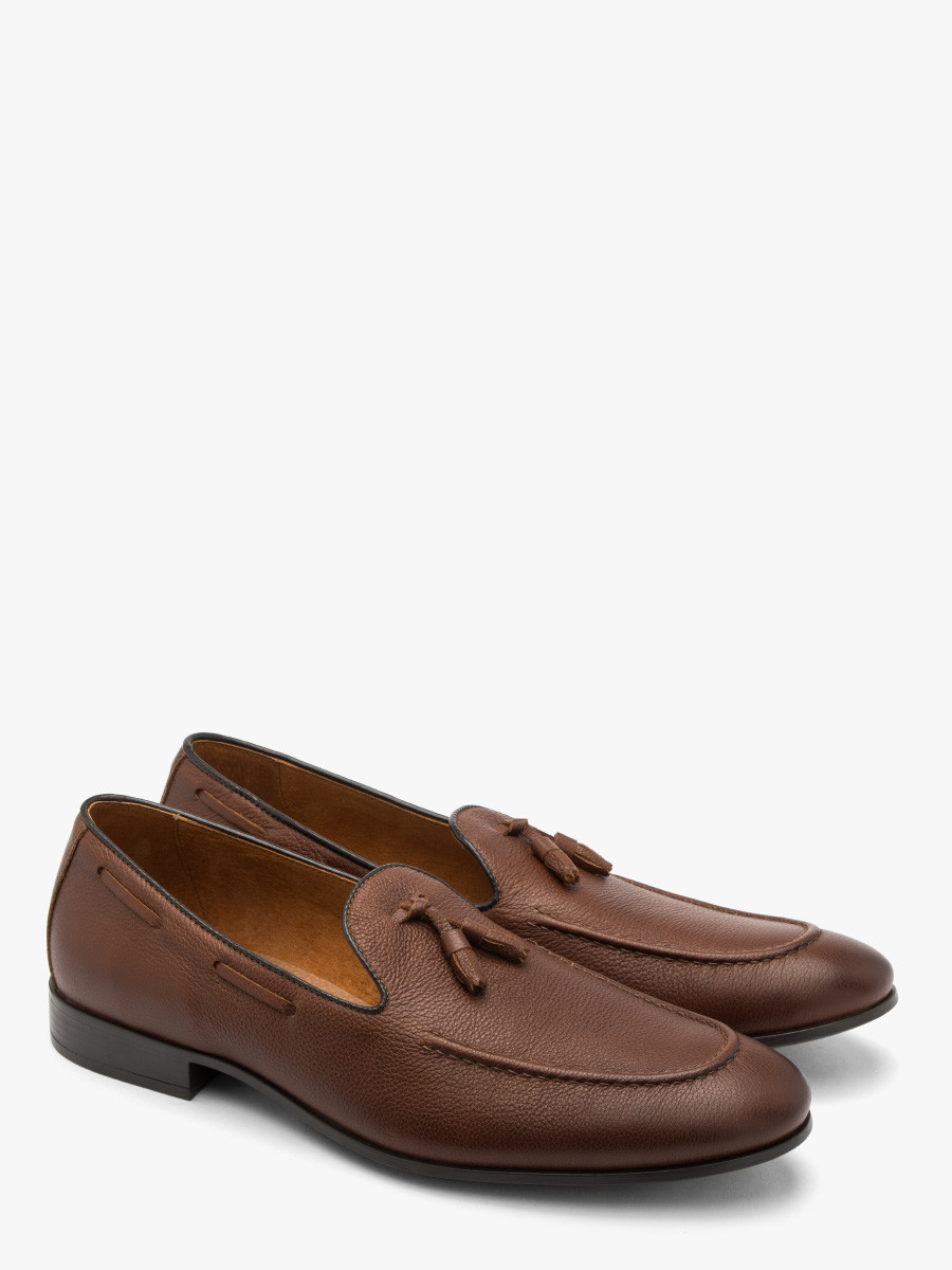 Brzowe mokasyny mskie z frdzlem