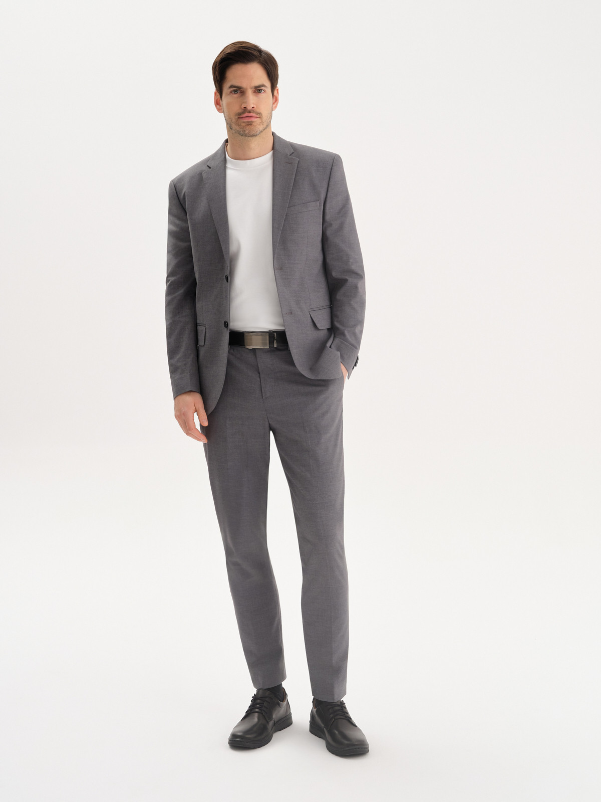 Czarny póbut skórzany