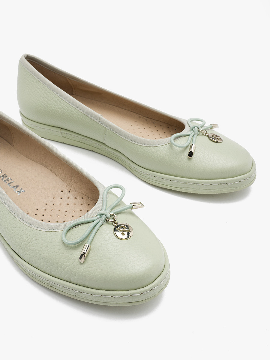 Mitowe baleriny z ozdobn kokardk