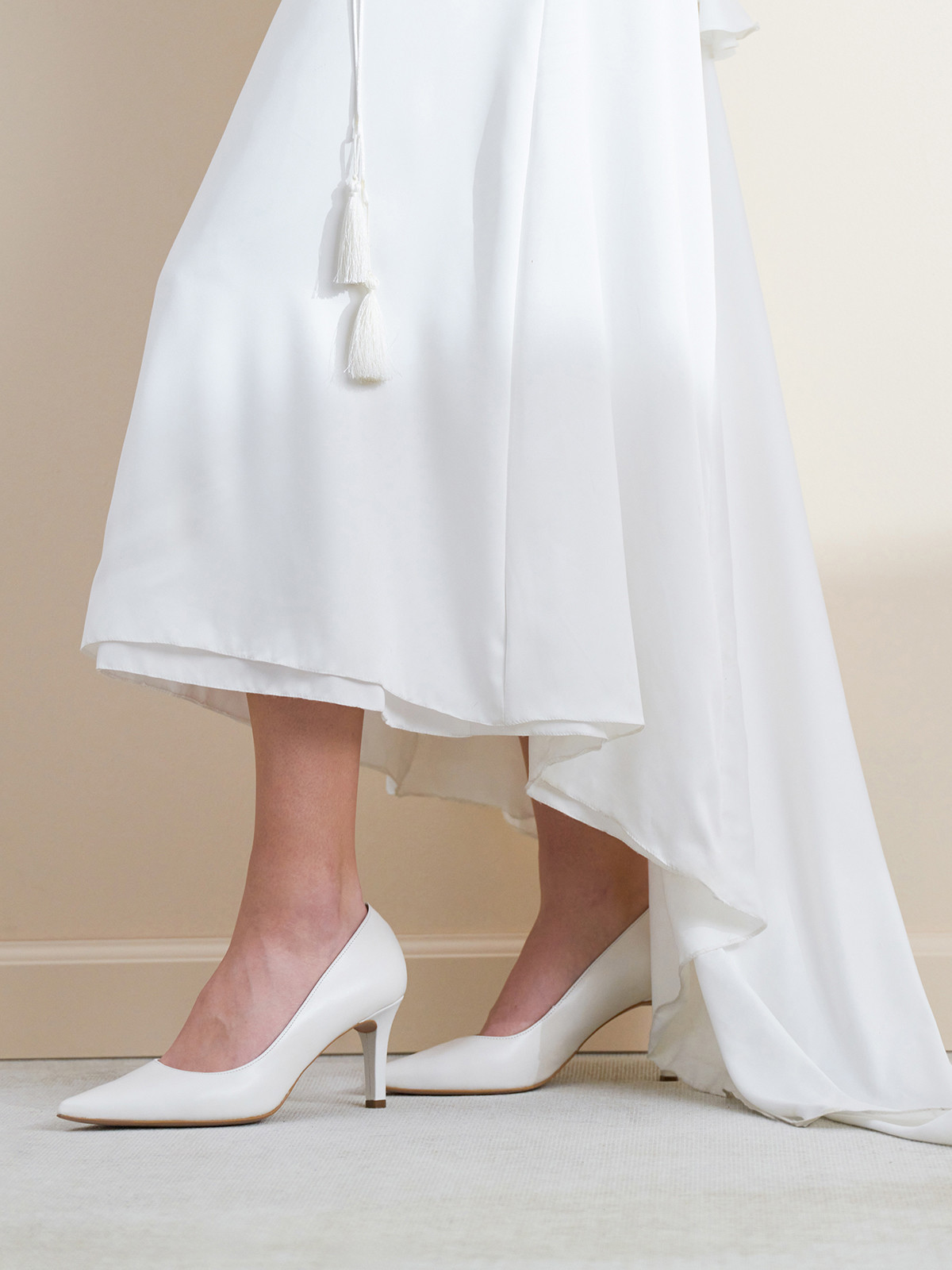 Kremowe czóenka damskie