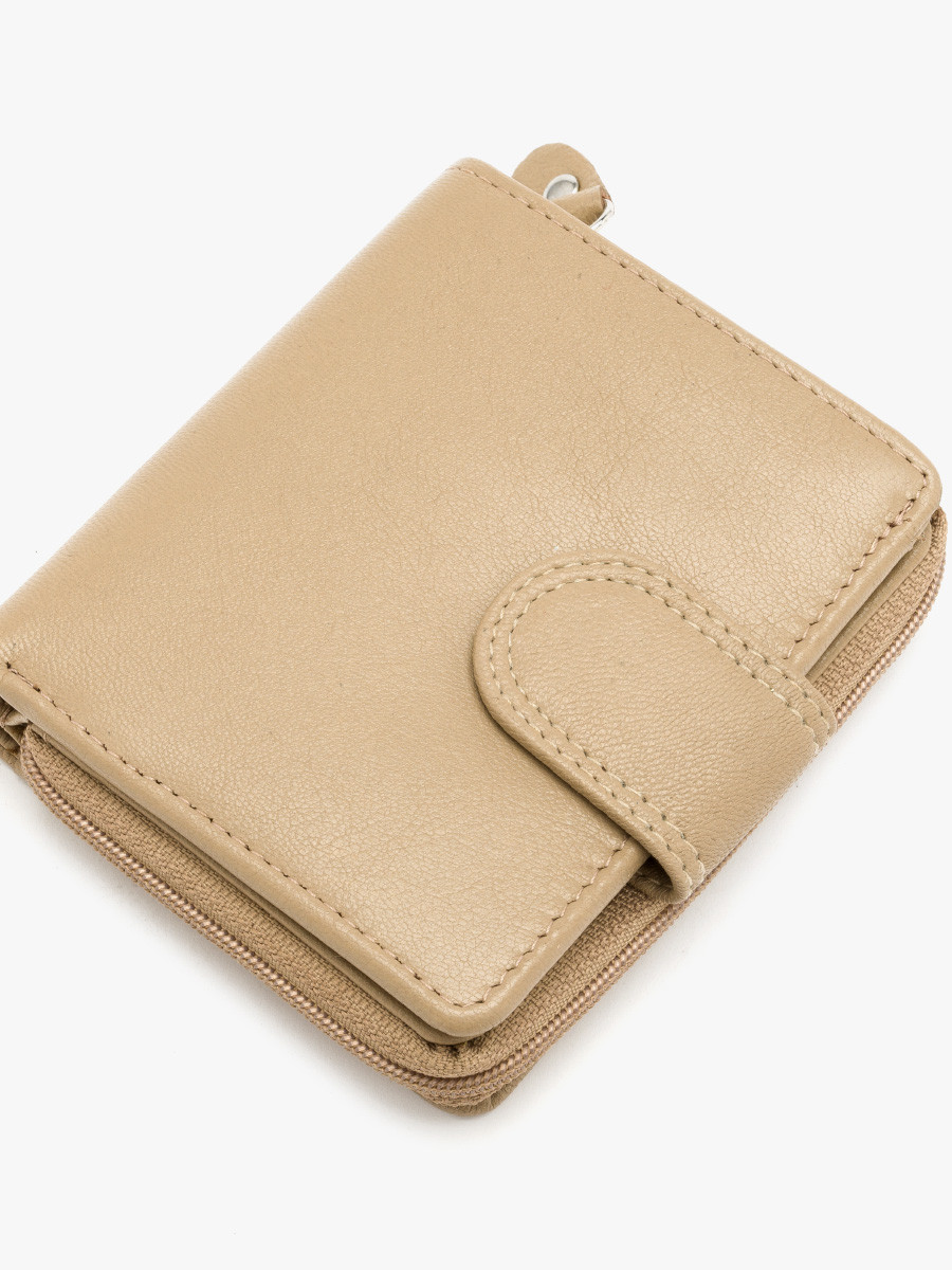 Ciemnobeowy portfel damski