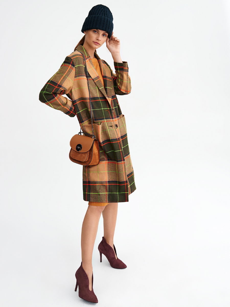 Torebka z ozdobnym zapiciem