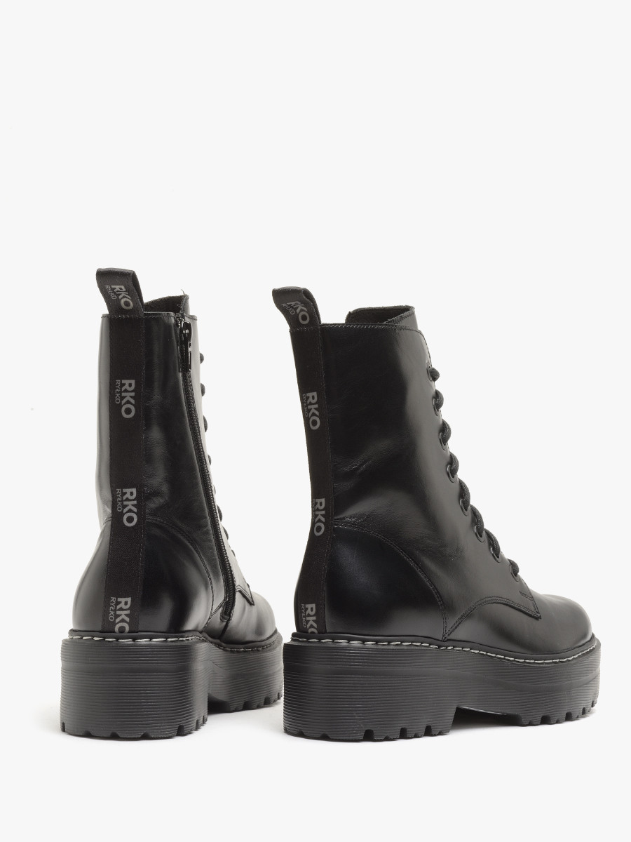 Sznurowane trzewiki w stylu combat boots na grubej podeszwie