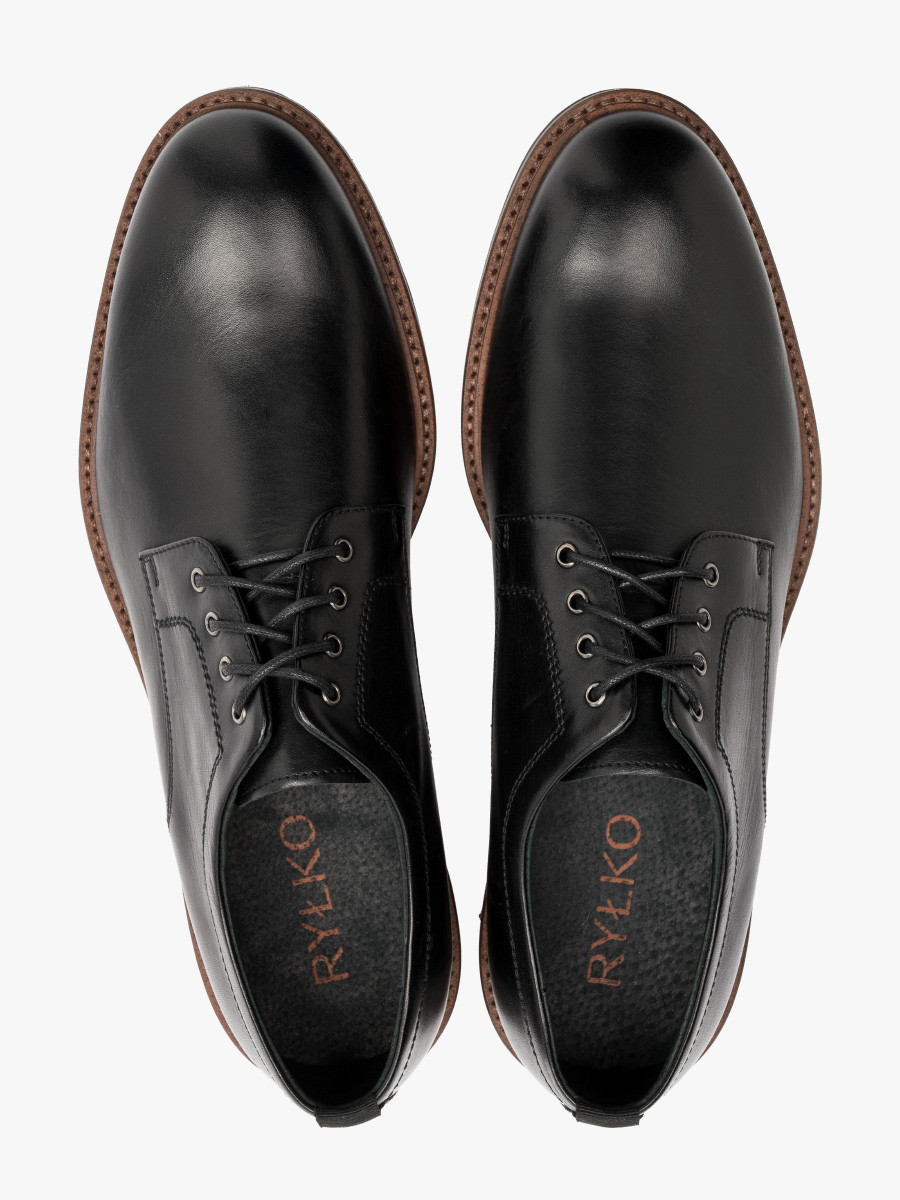 Czarny póbut mski na lekkim spodzie