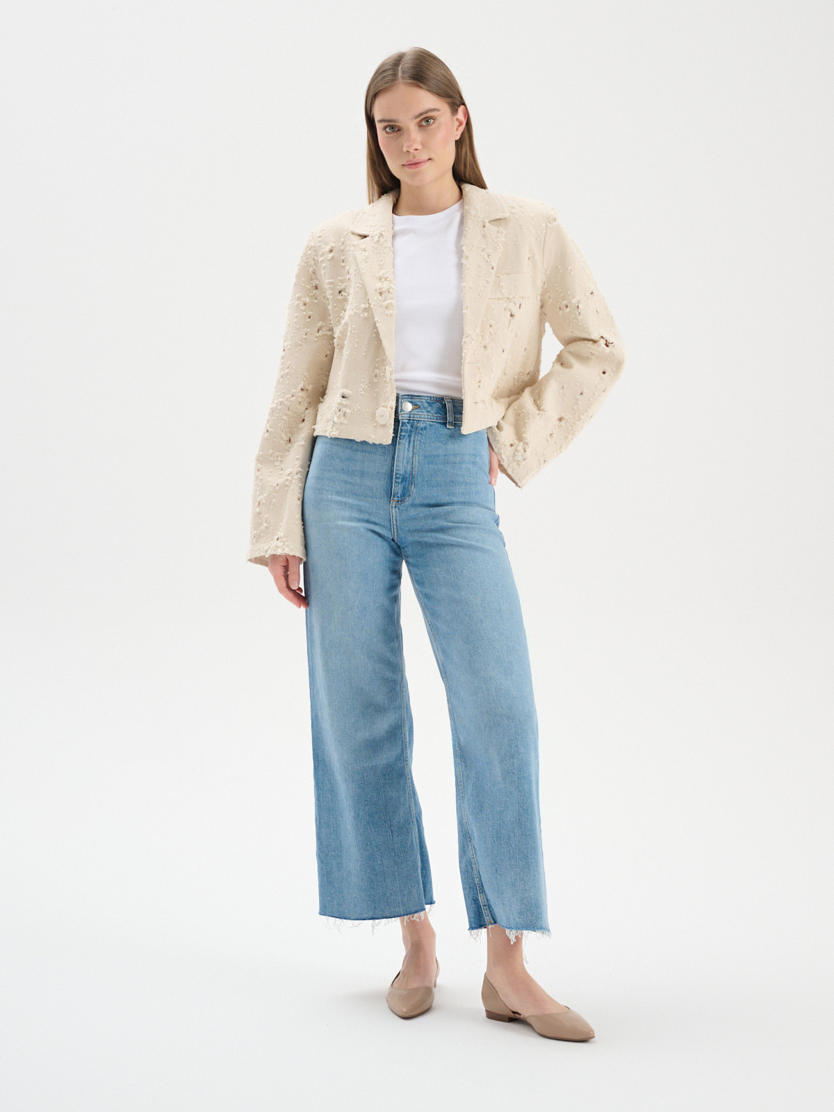 Beowe baleriny z ozdobn cholewk