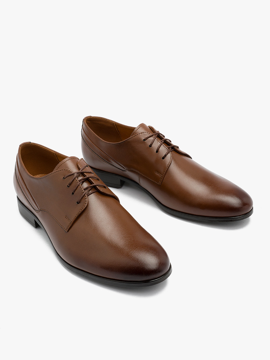 Brzowe póbuty mskie