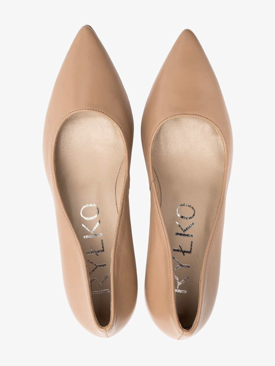 Beowe czóenko damskie