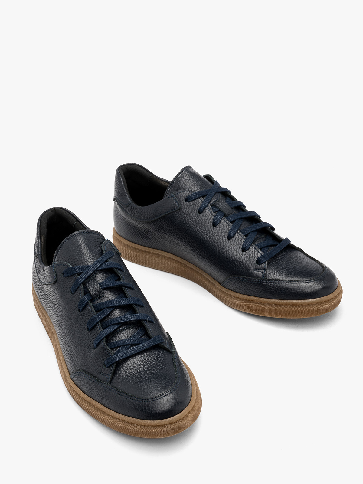 Granatowy póbut mski w sportowym stylu