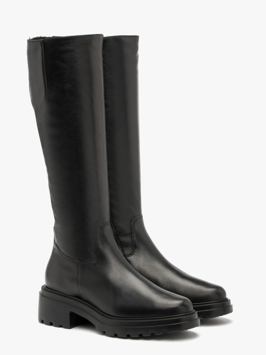 Czarne kozaki damskie na lekkiej podeszwie