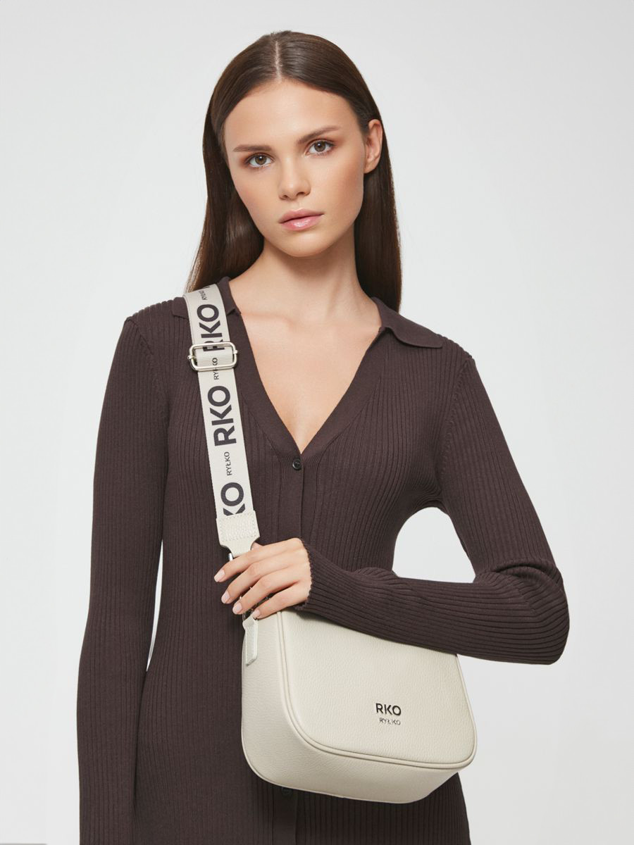 Maa beowa torebka z logotypem na pasku