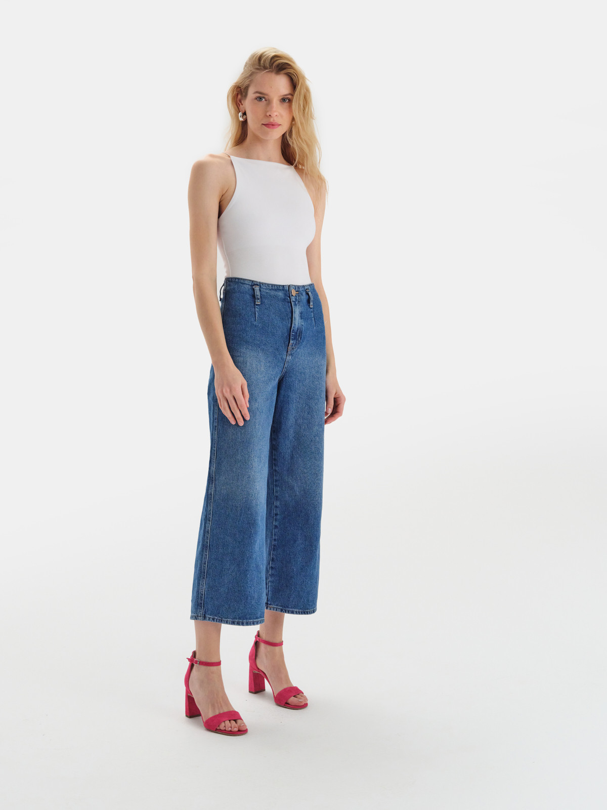 Sanday  w kolorze fuksji