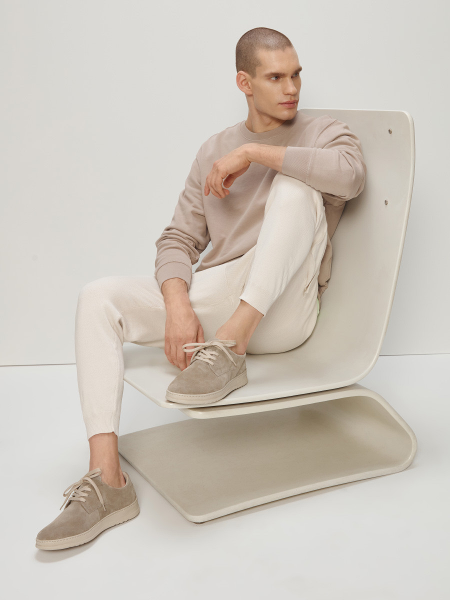 Oliwkowe póbuty mskie