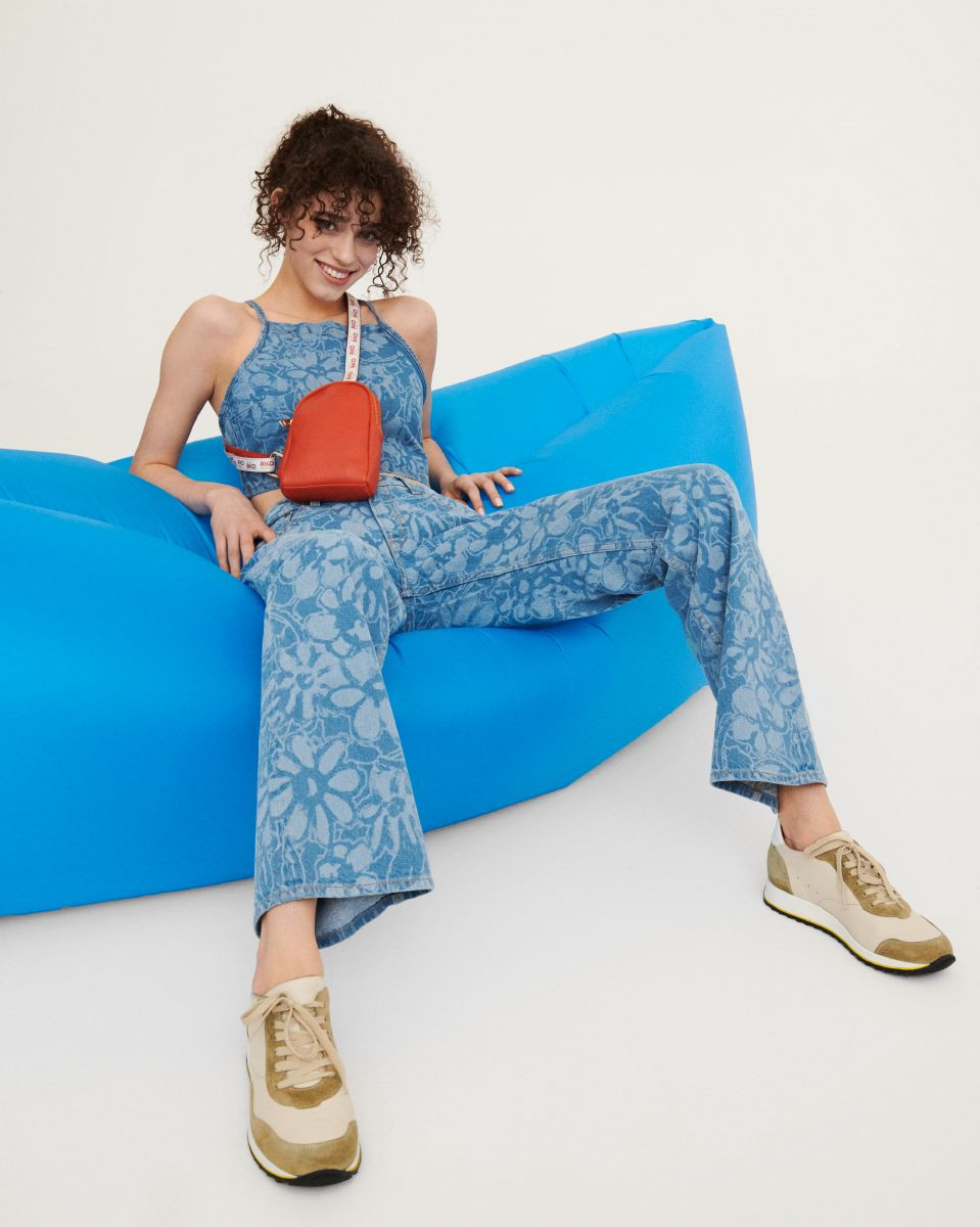 Oliwkowe póbuty damskie