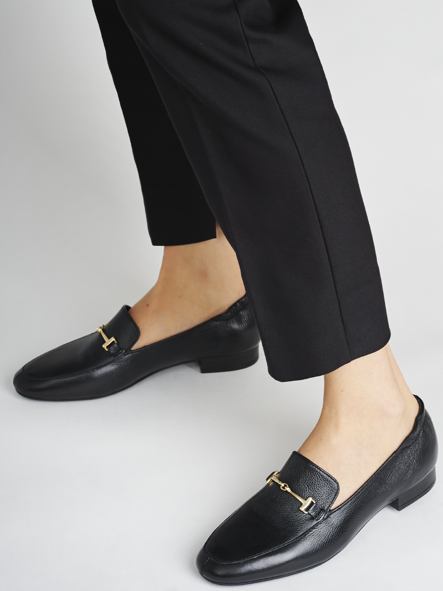 Czarne mokasyny z gumk