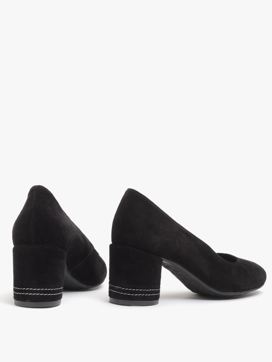 Czarne, welurowe czóenka na supku