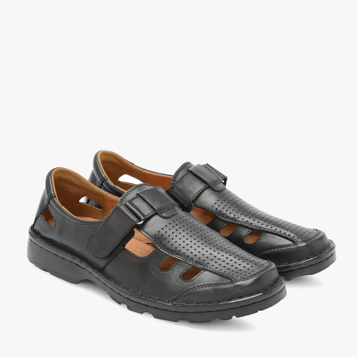 Póbuty z ozdobnymi wyciciami