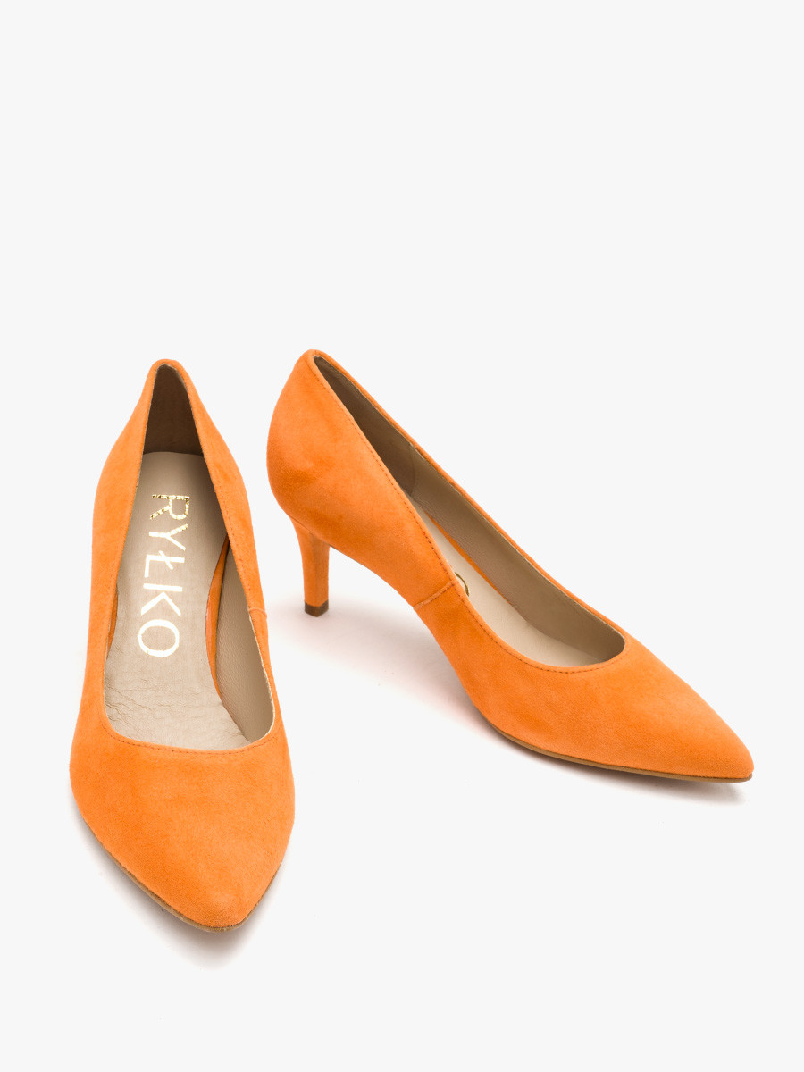 Pomarańczowe czóenka na obcasie