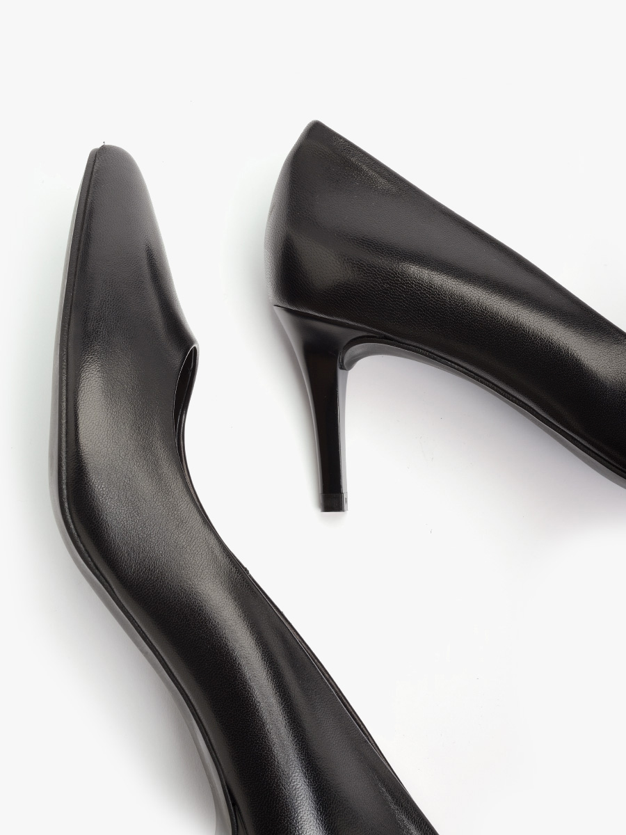 Czóenka na niskiej szpilce