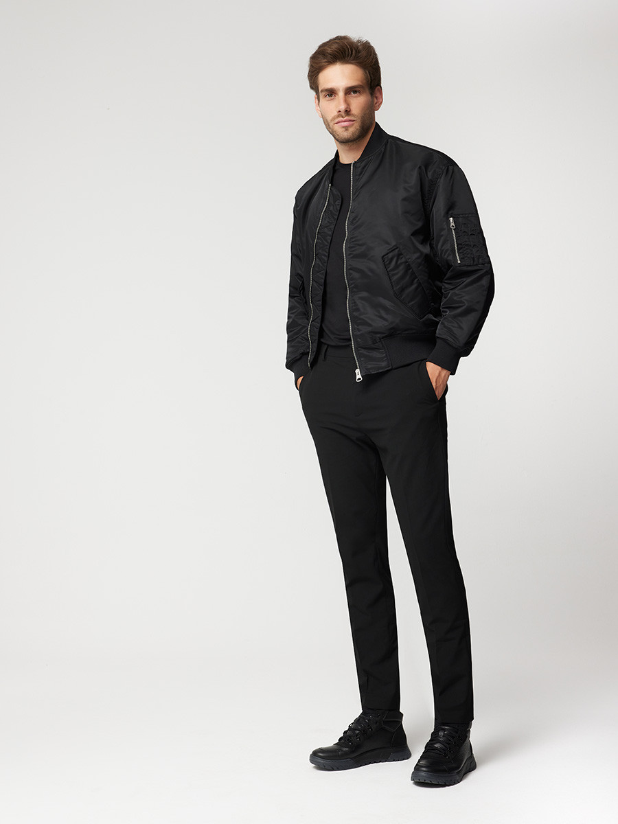 Czarny trzewik mski na dwukolorowym spodzie