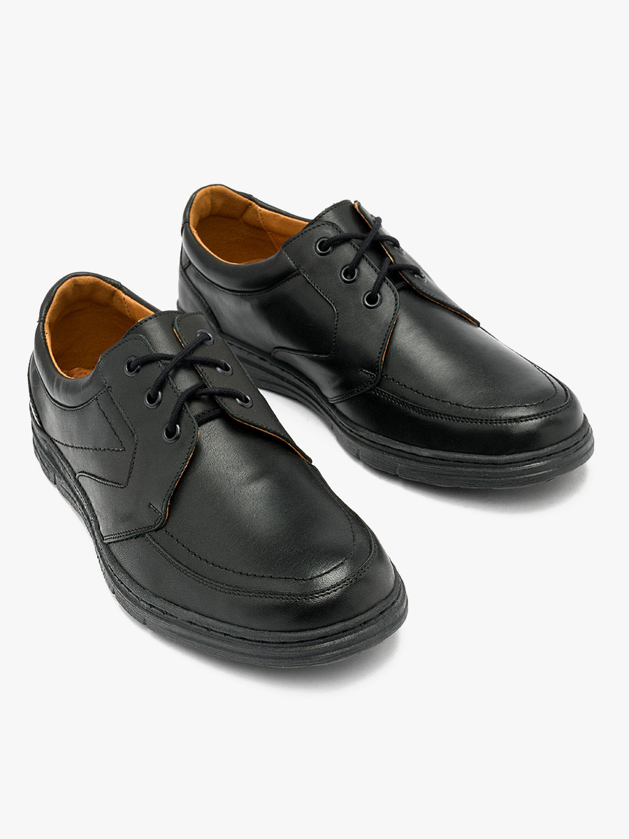 Czarne sznurowane póbuty