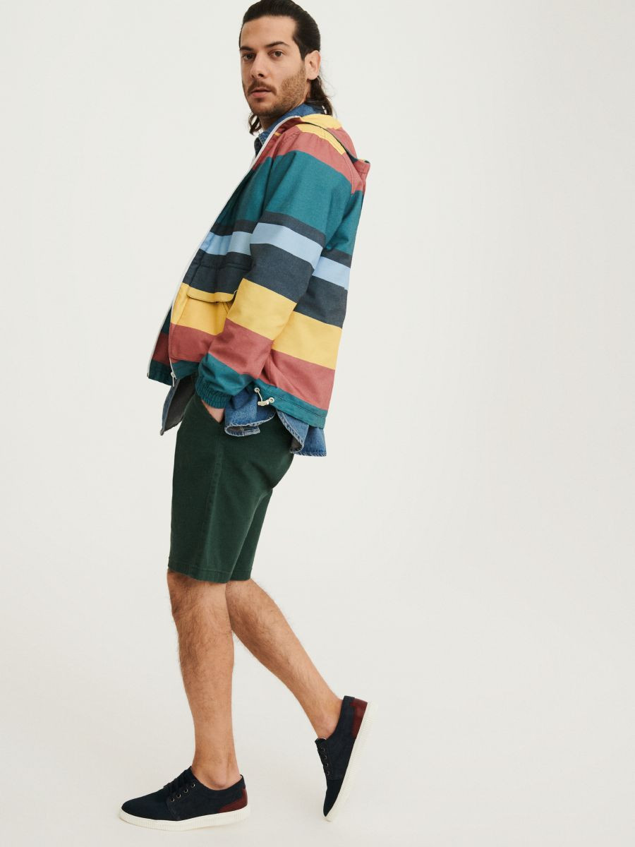 Granatowe póbuty casualowe