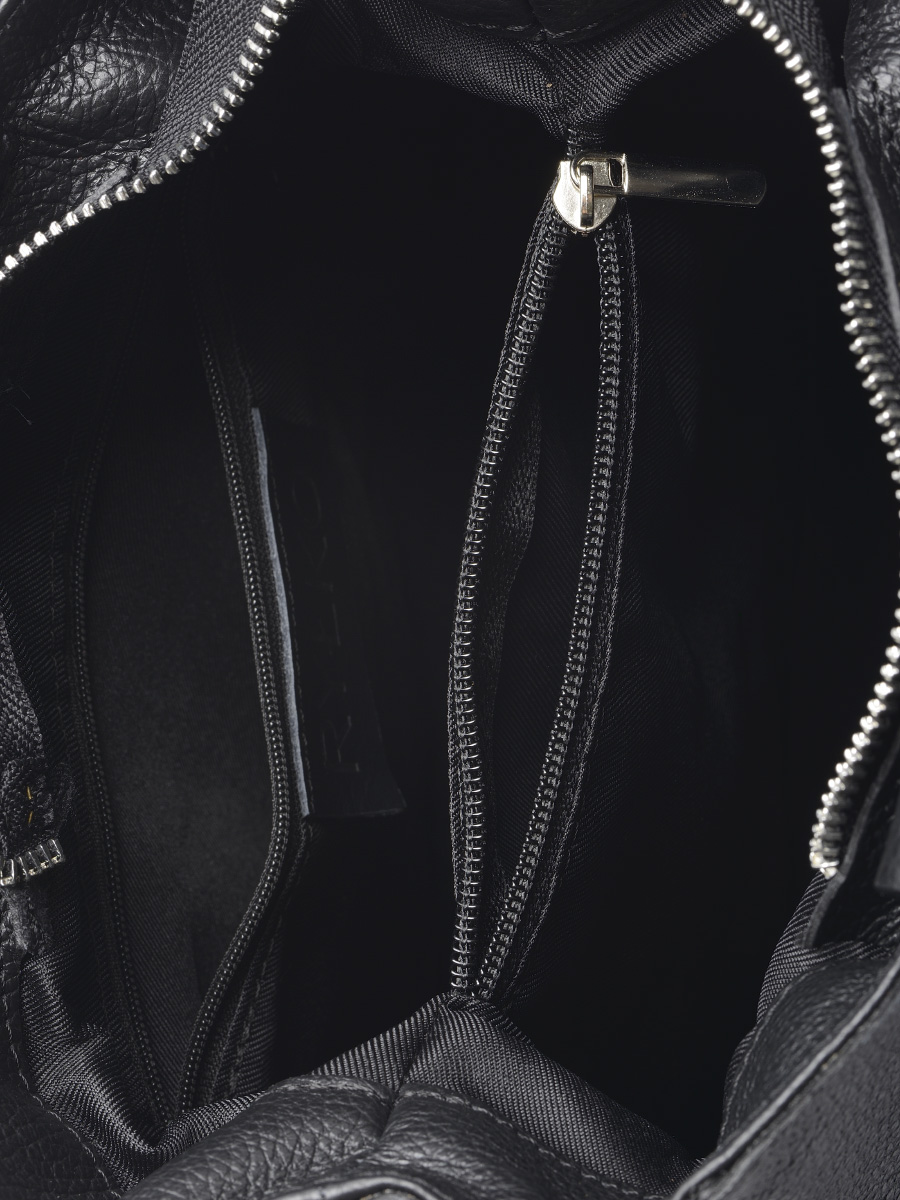 Torebka z odpinanym paskiem z logo