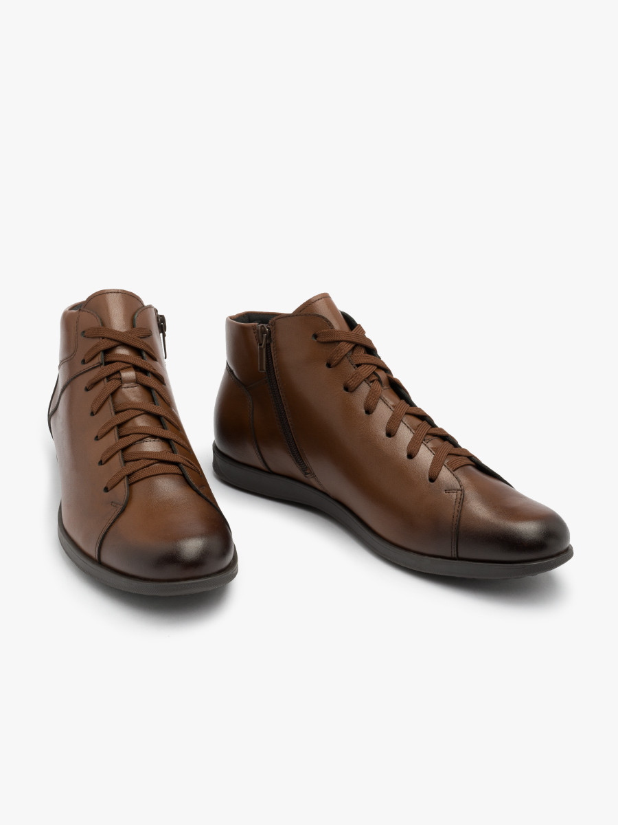 Brzowe ocieplane trzewiki