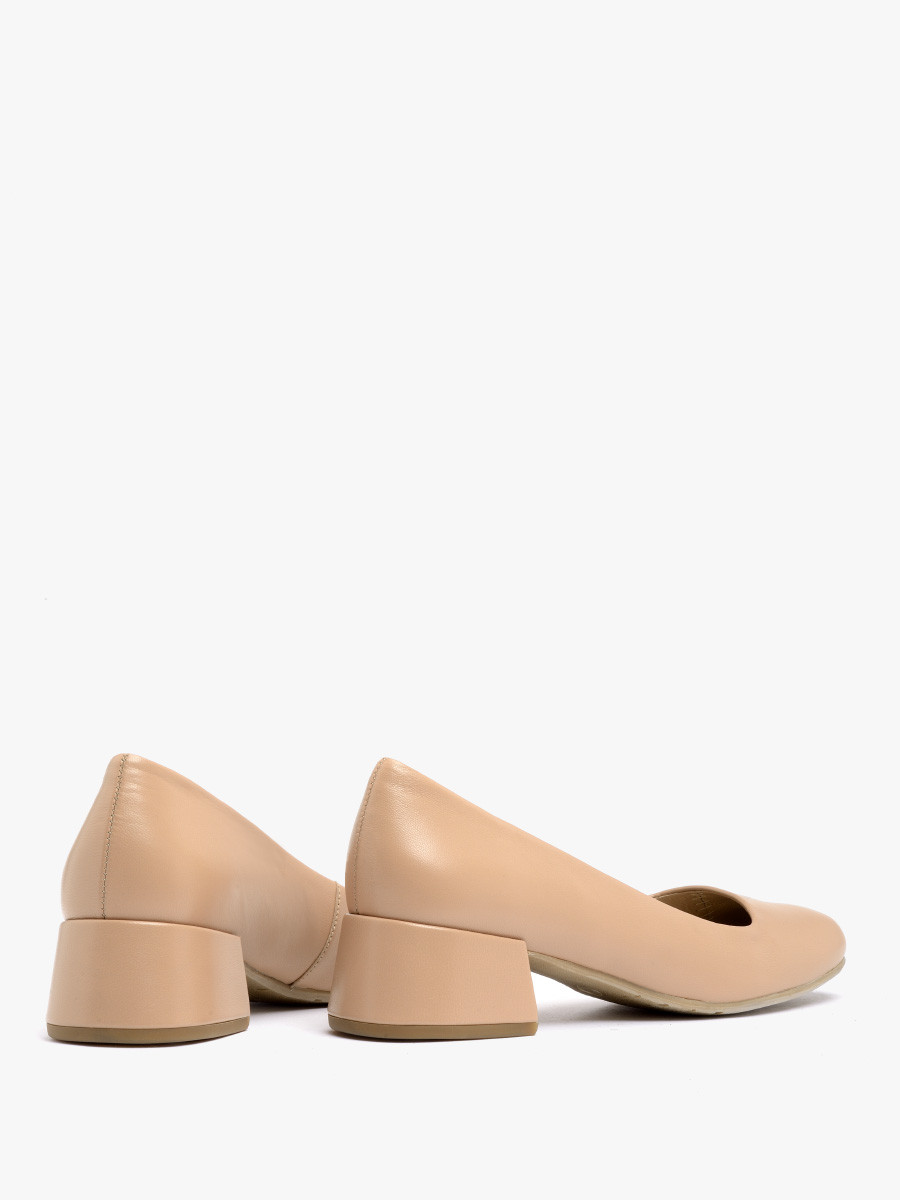 Beowe czóenko damskie