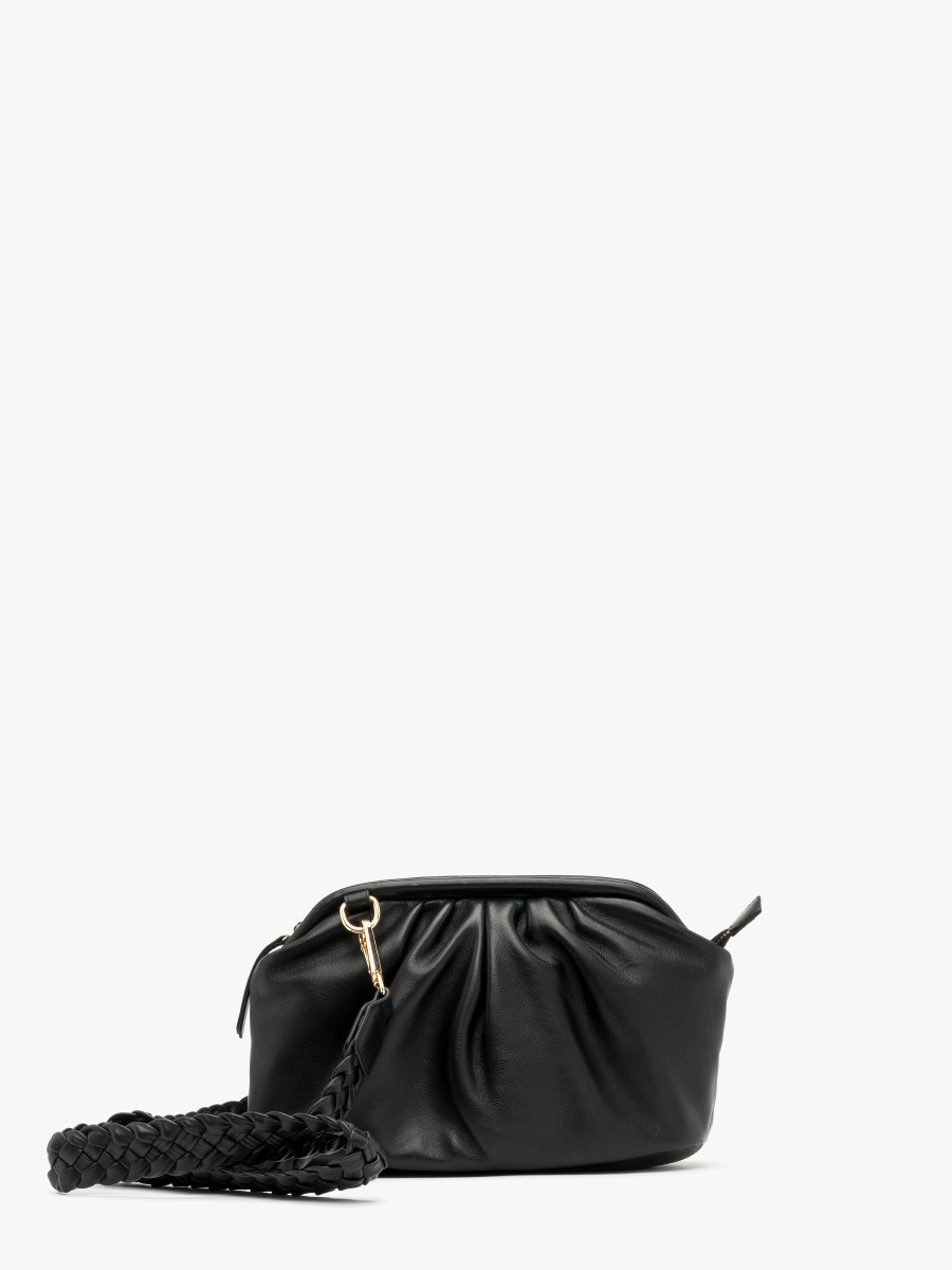 Maa czarna torebka z ozdobnym paskiem