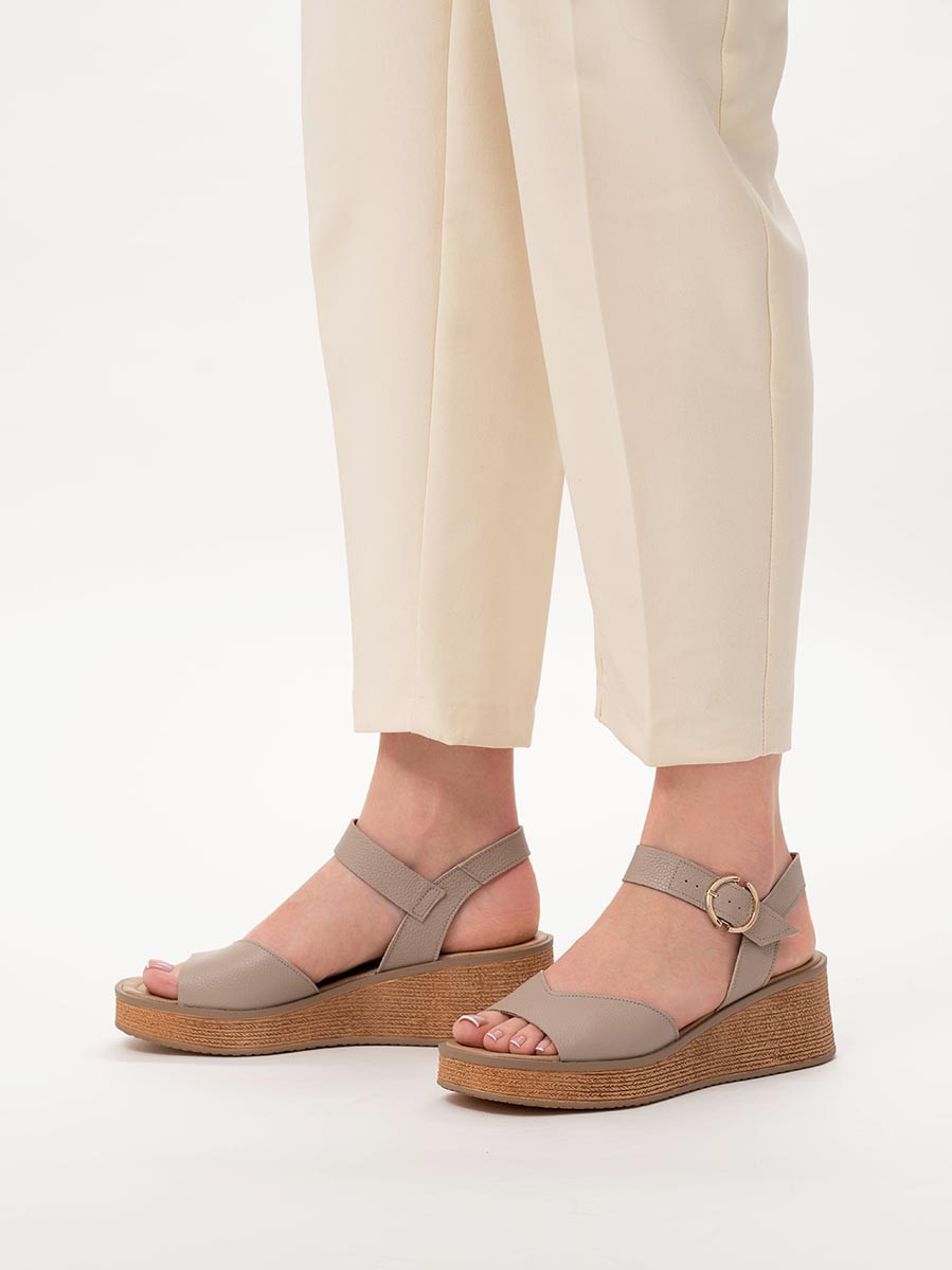 Beowe sanday na platformie