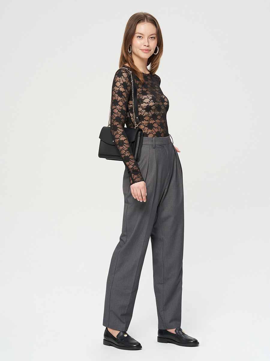 Czarne mokasyny ze zot ozdob