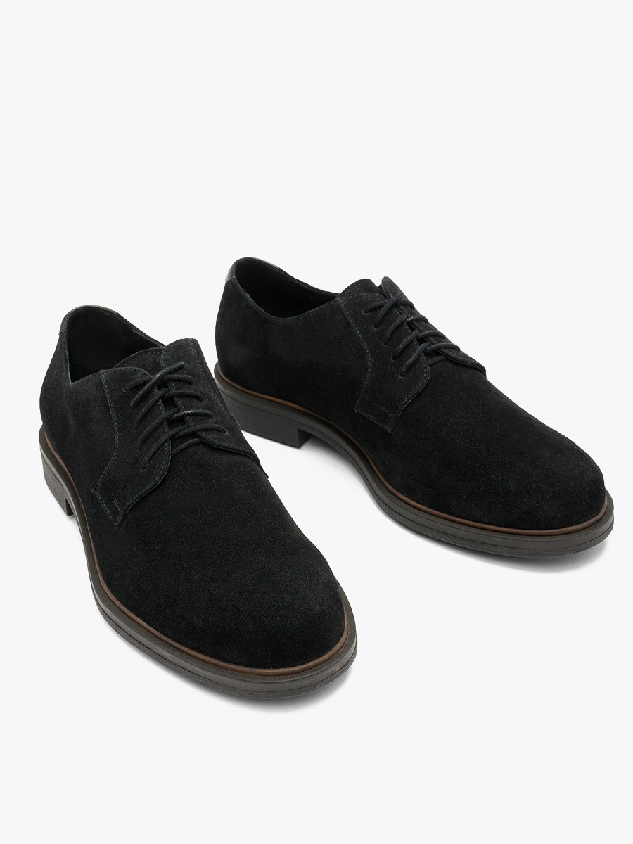 Czarne póbuty sznurowane