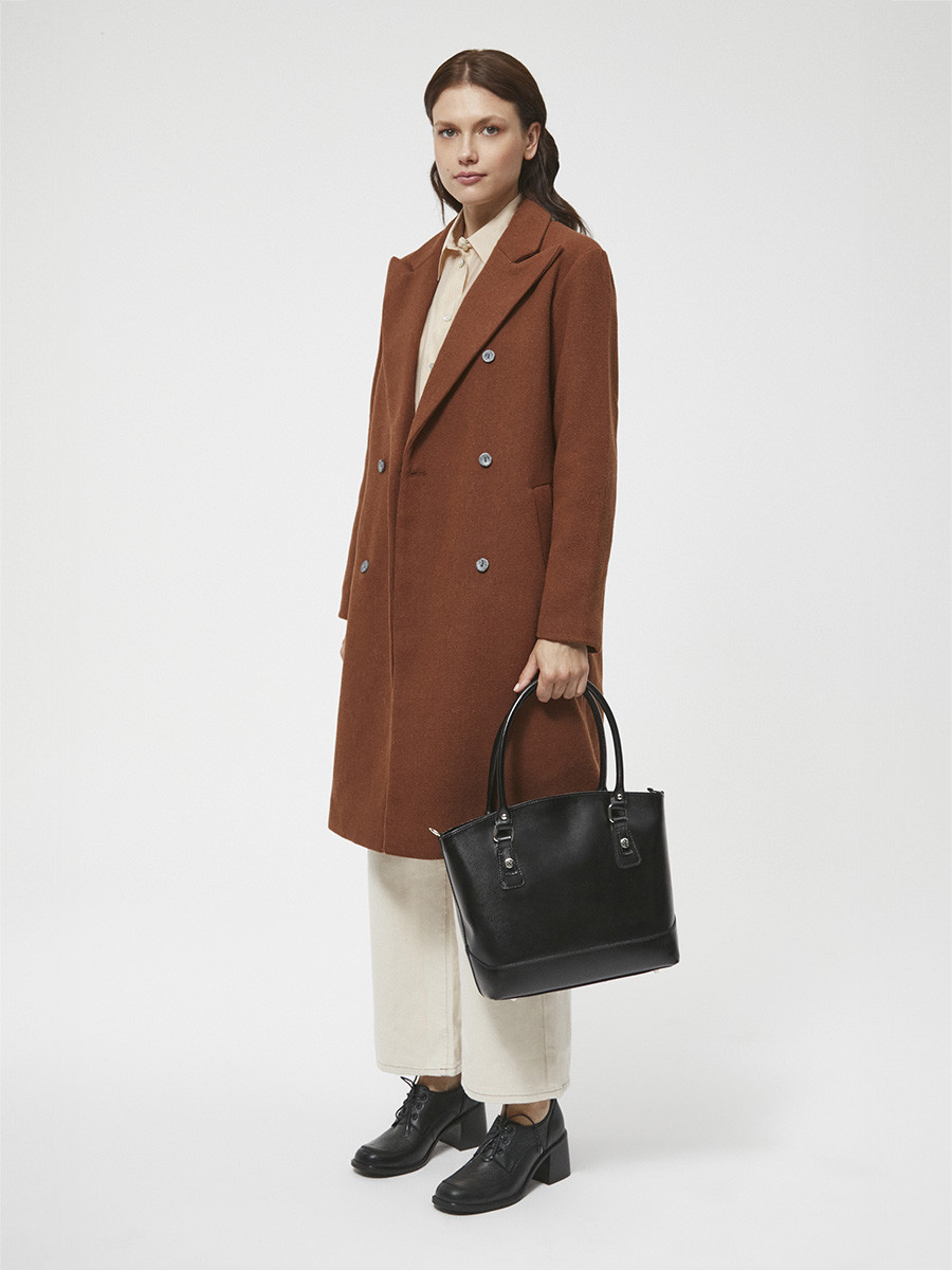 Czarne póbuty na obcasie