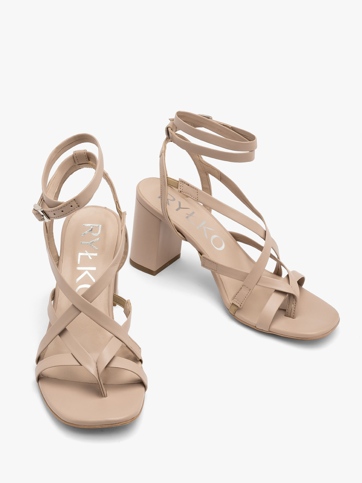 Beowe japonki na obcasie