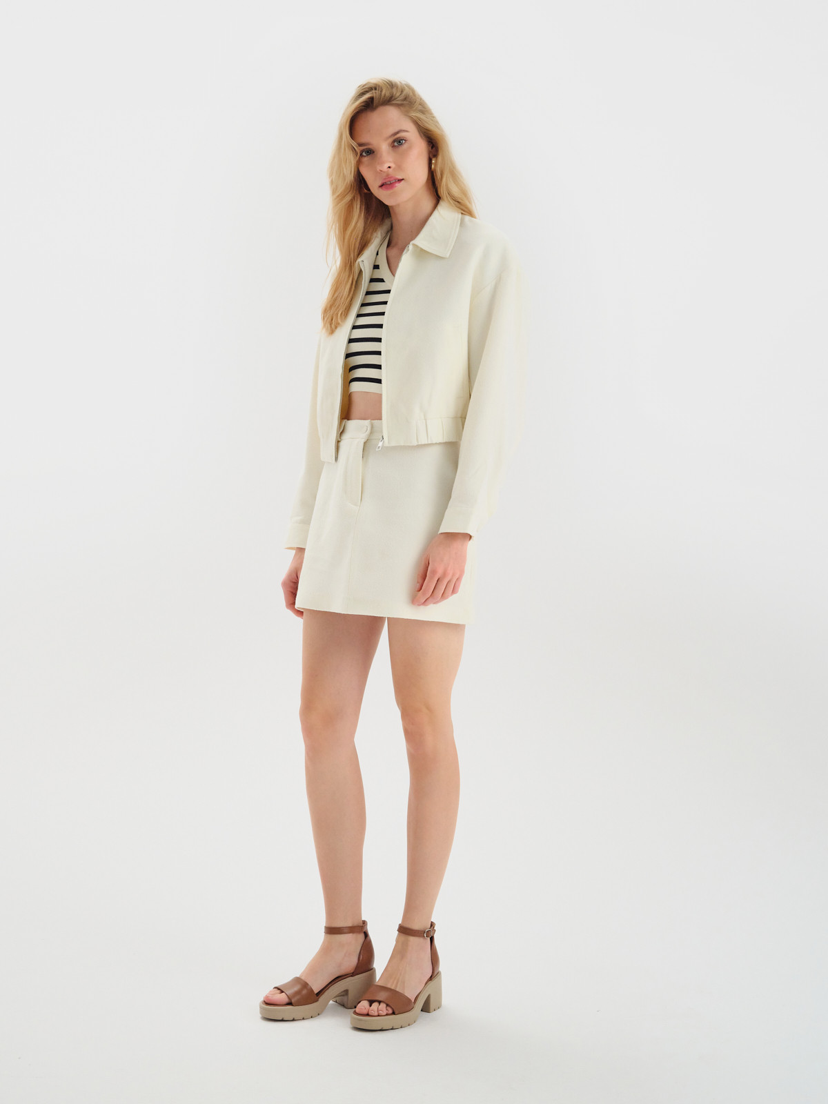 Jasnobrzowe masywne sanday damskie