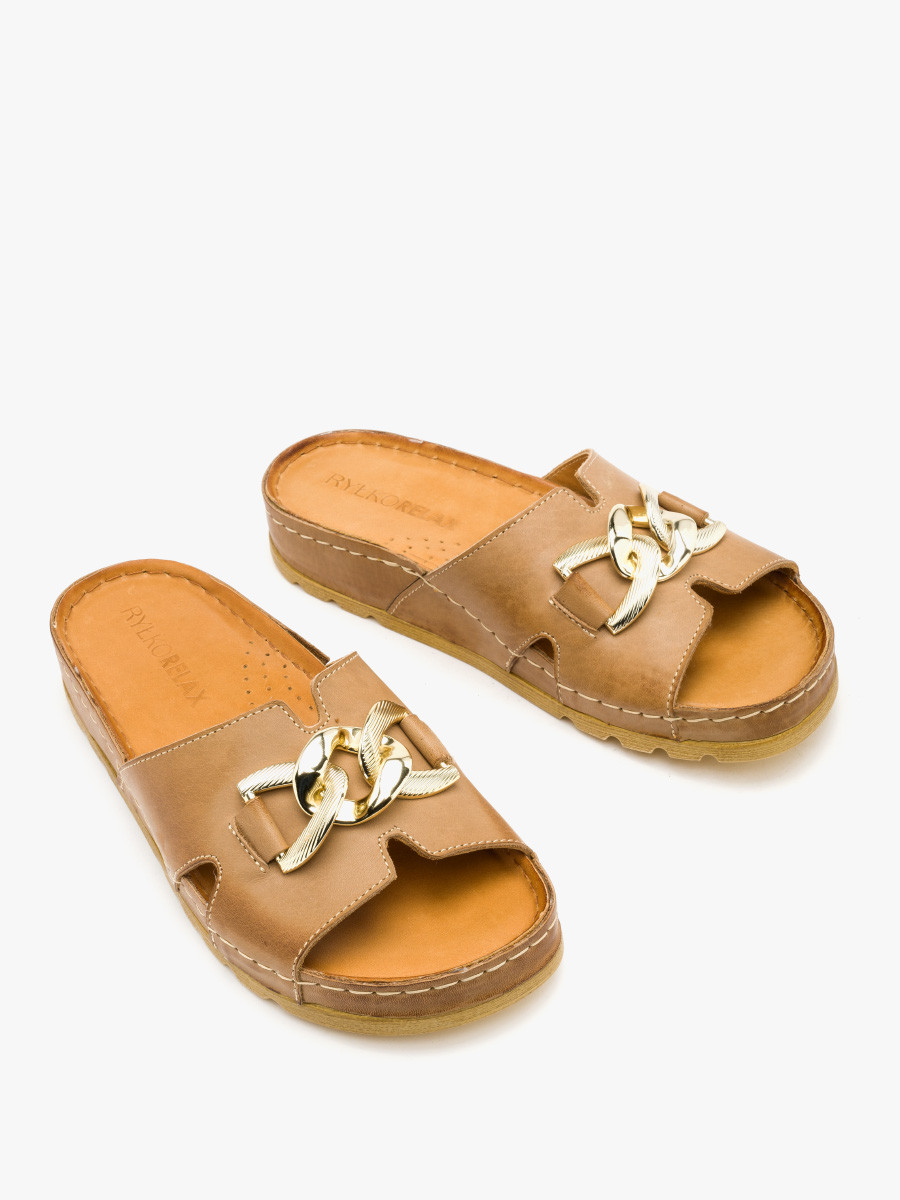 Beowe klapki ze zot ozdob