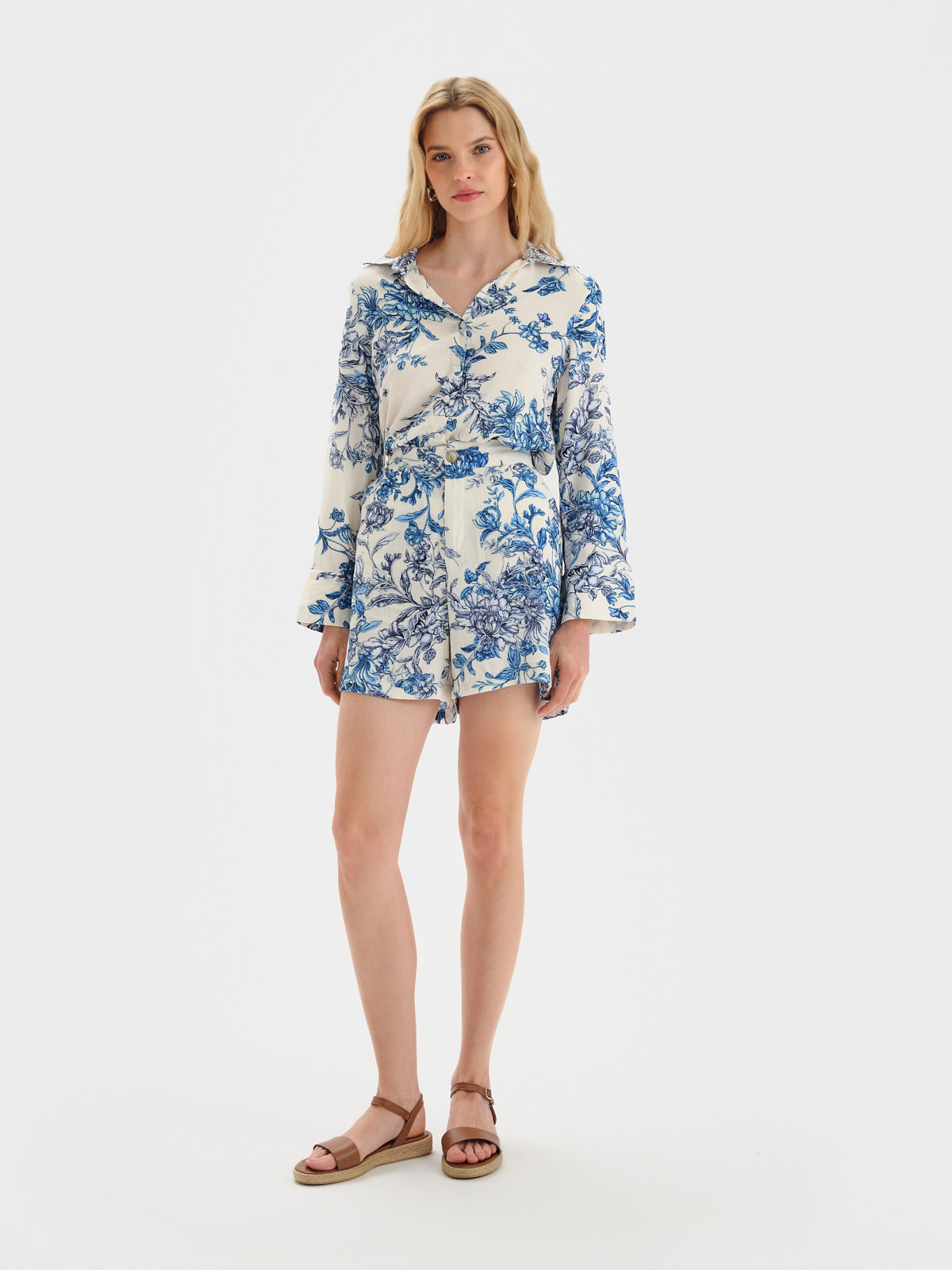 Jasnobrzowy sanda damski