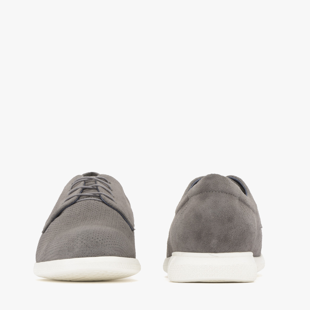 Popielate póbuty mskie z perforacj na cholewce