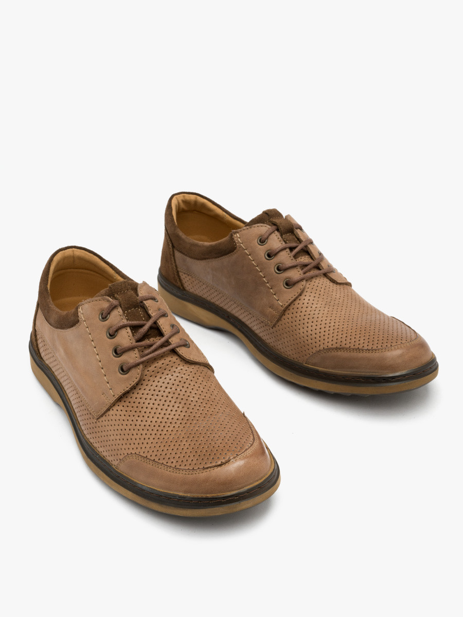 Brzowe póbuty z ozdobn perforacj